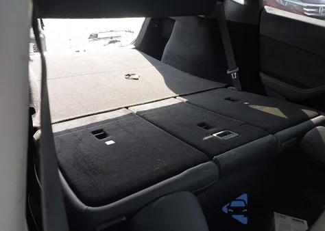 2023 Tesla Model Y Awd/Long Range Dual Motor All-Wheel Drive из США, поврежденный, VIN 7SAYGDEE7PF825882